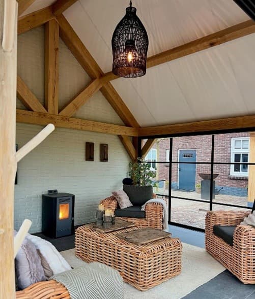 Overkapping en tuinkamer